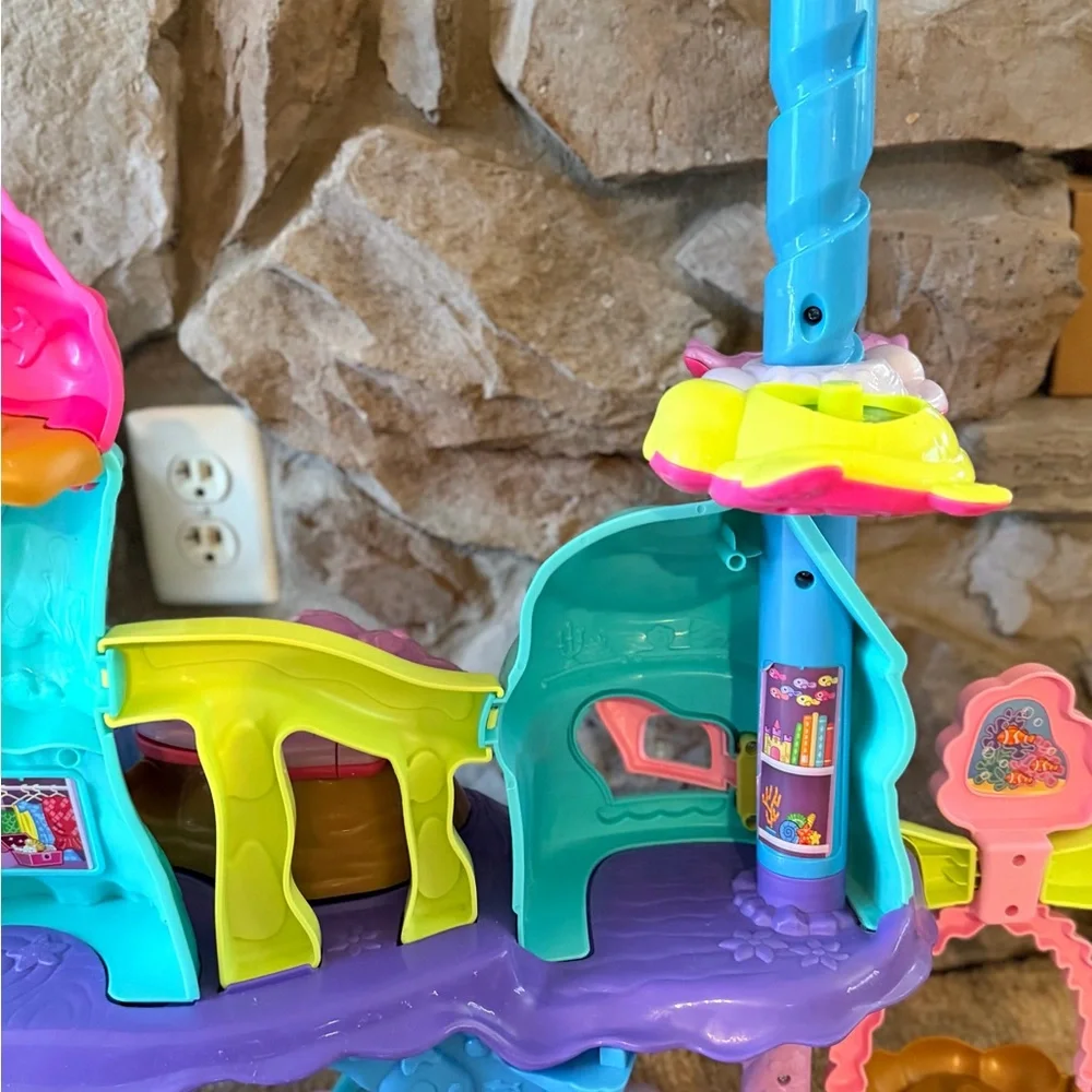 VTech Go Go Friends Mermaid Colorful Underwater Adventure Playset - Picture 13 of 13